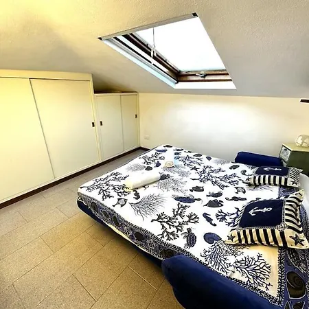 A 1 Minuto Dalla A Piedi - Appartement