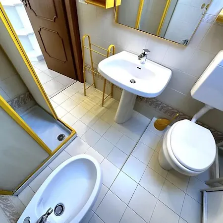 Appartement A 1 Minuto Dalla A Piedi -
